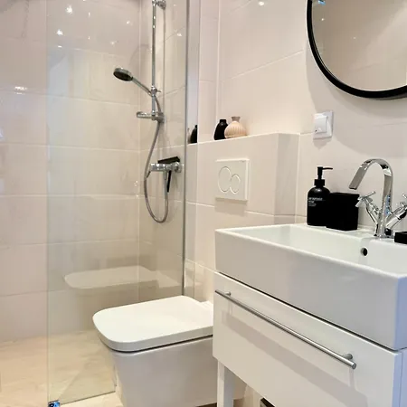 Apartman Harmonia I 7 Min Plaza I Parking I Cicha Okolica - Comfy *